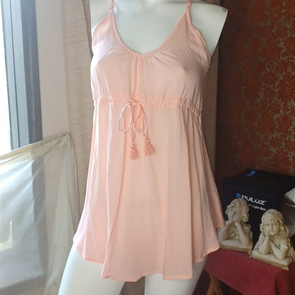 La vie en Rose adjustable strap nightgown new with tags